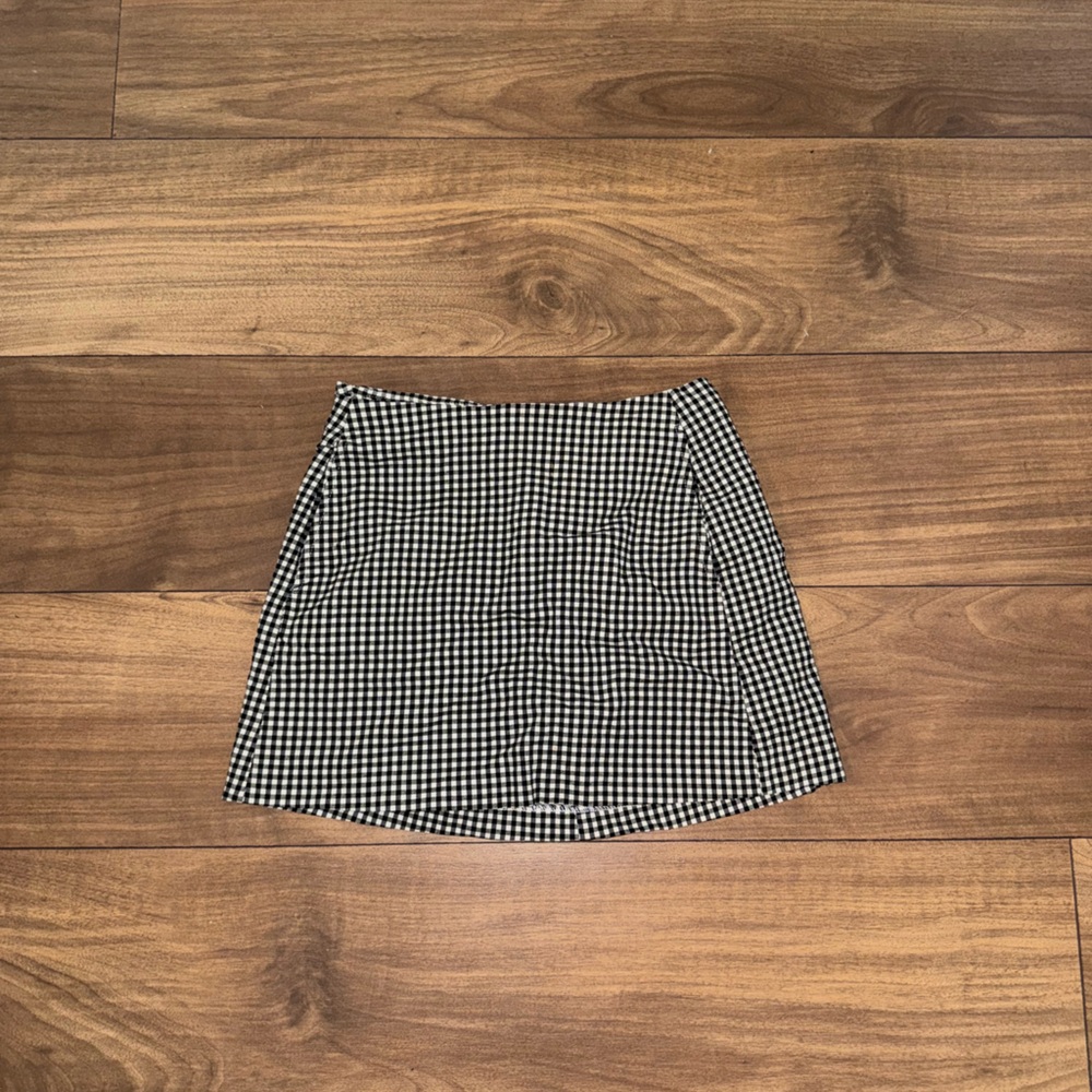 Black and White Mini Skirt